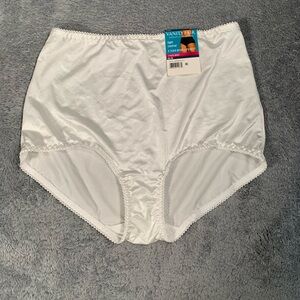 NWT Vanity Fair Women's White Briefs panty light control undershapers 3XL/10